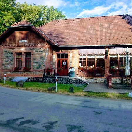 Penzion Pacovka Hotel Chynov Kültér fotó